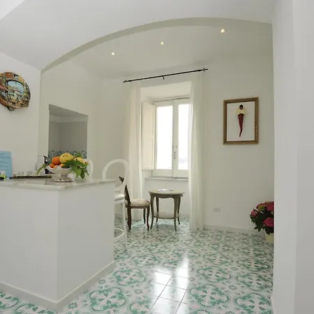 Surriento Bed & Breakfast 4*