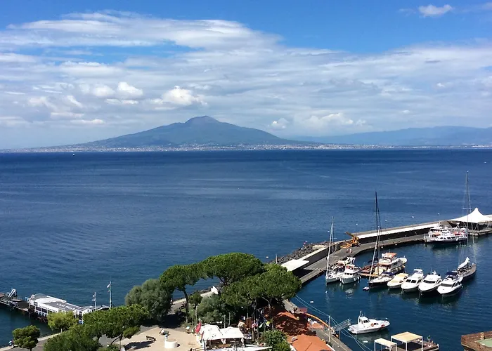 Surriento Bed & Breakfast 4*