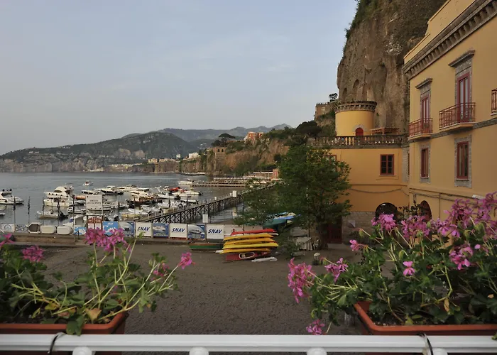 Oda ve Kahvaltı Surriento